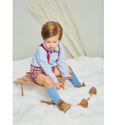 Conjunto azul y rojo con pajarita marca Marta y Paula