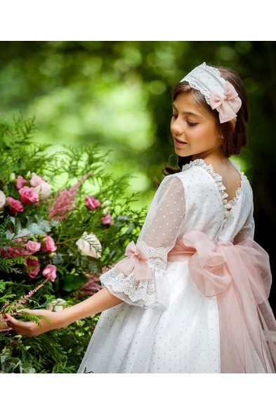 Vestido de Artesanía de la Torre en plumeti blanco con rosa 