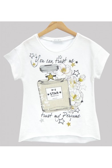 Camiseta blanca con bote de perfume marca Elsy